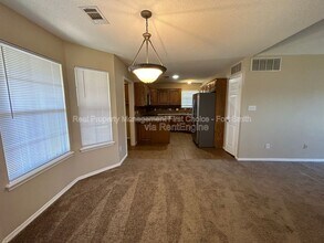 775 Mt Harmony Rd in Greenwood, AR - Foto de edificio - Building Photo