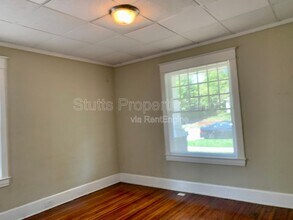 409 N Poplar St in Florence, AL - Building Photo - Building Photo