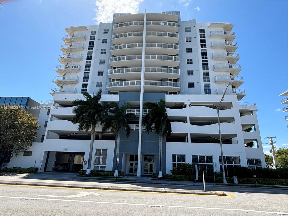 171 NE 42nd St, Unit 171 in Miami, FL - Building Photo