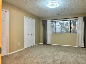 13806 NW 10th Ct in Vancouver, WA - Building Photo - Building Photo