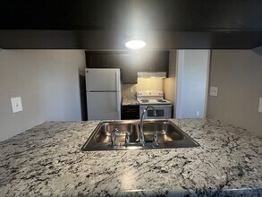 1409 Ireland Dr in Fayetteville, NC - Building Photo - Building Photo