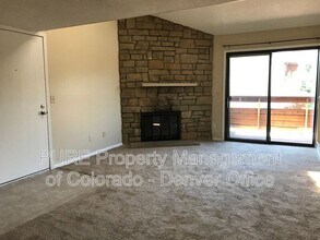 427 Wright St in Lakewood, CO - Building Photo - Building Photo