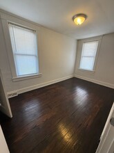 529 Walnut St in Vandergrift, PA - Building Photo - Building Photo