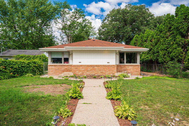 property at 5312 Hiawatha Ln