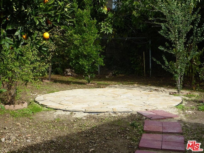 375 N Avenue 52 in Los Angeles, CA - Building Photo - Building Photo