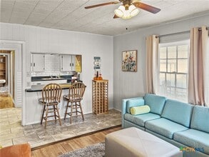 202 S Clear St in San Saba, TX - Building Photo - Building Photo