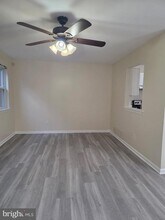 24 Woodcrest Ct in Newark, DE - Building Photo - Building Photo