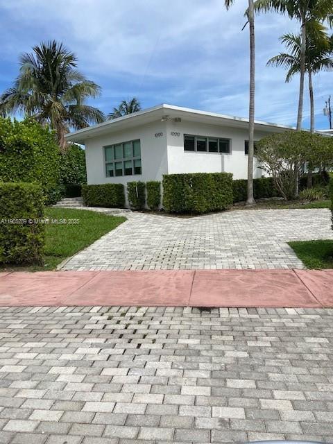 1000 N Shore Dr in Miami, FL - Building Photo - Building Photo