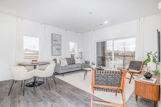 Brixton Apartments in Rock Hill, SC - Building Photo - Interior Photo