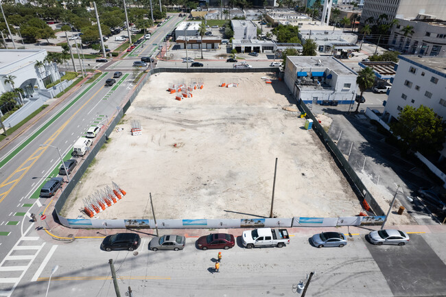 401 BLU in Miami Beach, FL - Building Photo - Building Photo