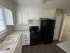 1908 Lyle Dr in Birmingham, AL - Building Photo - Building Photo