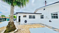 3180 SW 25th Ter in Miami, FL - Building Photo - Building Photo