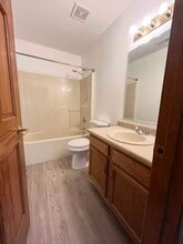 1618 Bear Claw Ln in Fort Wayne, IN - Building Photo - Building Photo