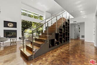 1500 Rustic Ln in Los Angeles, CA - Building Photo - Building Photo