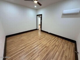 860 E 13th St in Douglas, AZ - Building Photo