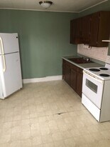 912 S Market St, Unit 912.5 in Kokomo, IN - Building Photo