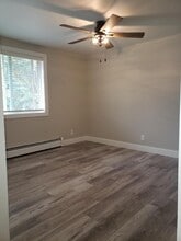 2450 Hamilton St in Oshkosh, WI - Foto de edificio - Building Photo