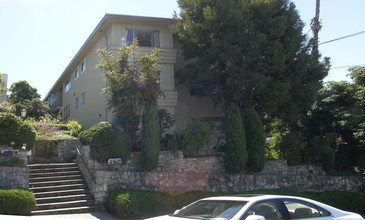 450 Merritt Ave in Oakland, CA - Building Photo - Building Photo