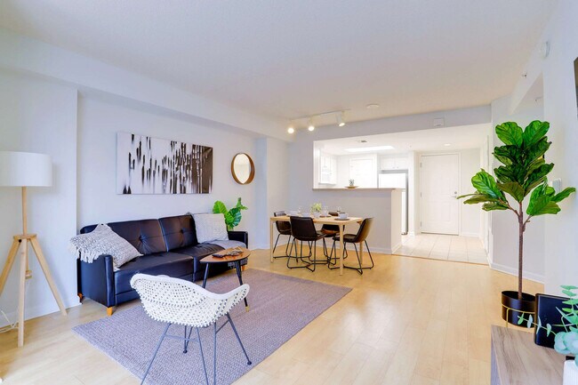 property at 901 N Pollard St