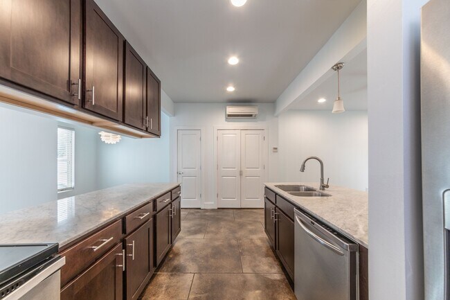 113 Bayou St-Unit -113 Bayou St #110 in Lafayette, LA - Building Photo - Building Photo