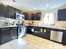 27 Bostonia Ave, Unit 2 in Boston, MA - Building Photo
