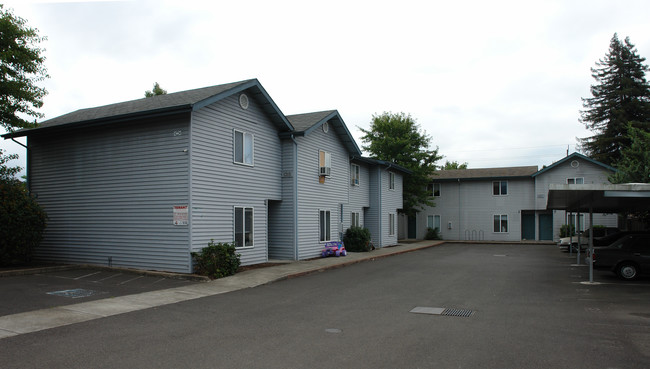 Ashley (south) in Springfield, OR - Building Photo - Building Photo