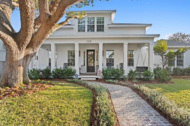property at 120 25th Ave N