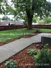 739 SE 139th Ave in Portland, OR - Building Photo - Building Photo