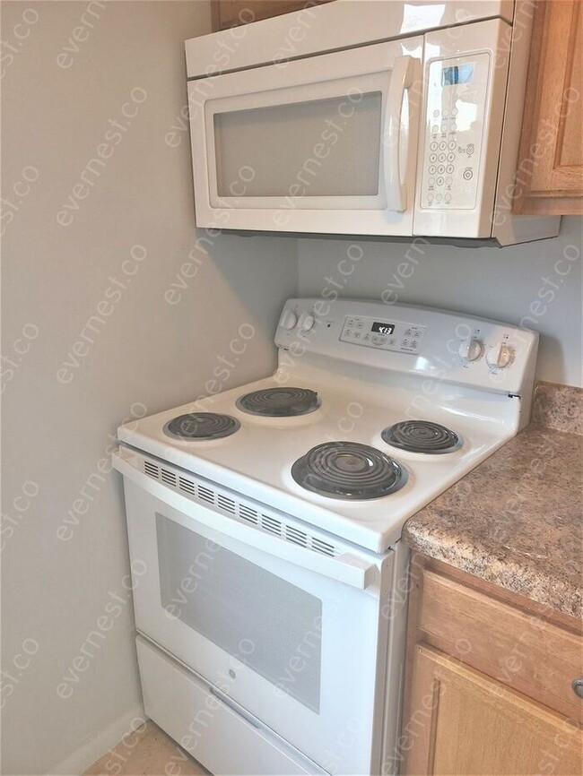 161 Jenness Ln in Newport News, VA - Building Photo - Building Photo