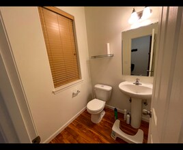 5115 SE Verbena Pl in Hillsboro, OR - Foto de edificio - Building Photo