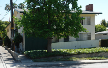 322 Raymondale Dr in South Pasadena, CA - Building Photo - Building Photo