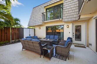 112 Ocean Cove Dr in Jupiter, FL - Building Photo - Building Photo