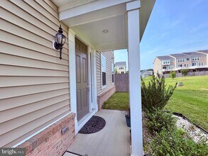 438 Boxelder Dr in Stafford, VA - Building Photo - Building Photo