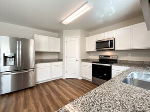 337 Jared Steele Ln in Salisbury, NC - Building Photo - Building Photo