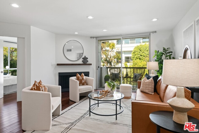property at 8530 Holloway Dr