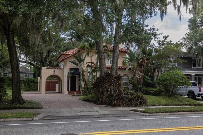 property at 732 Edgewater Dr