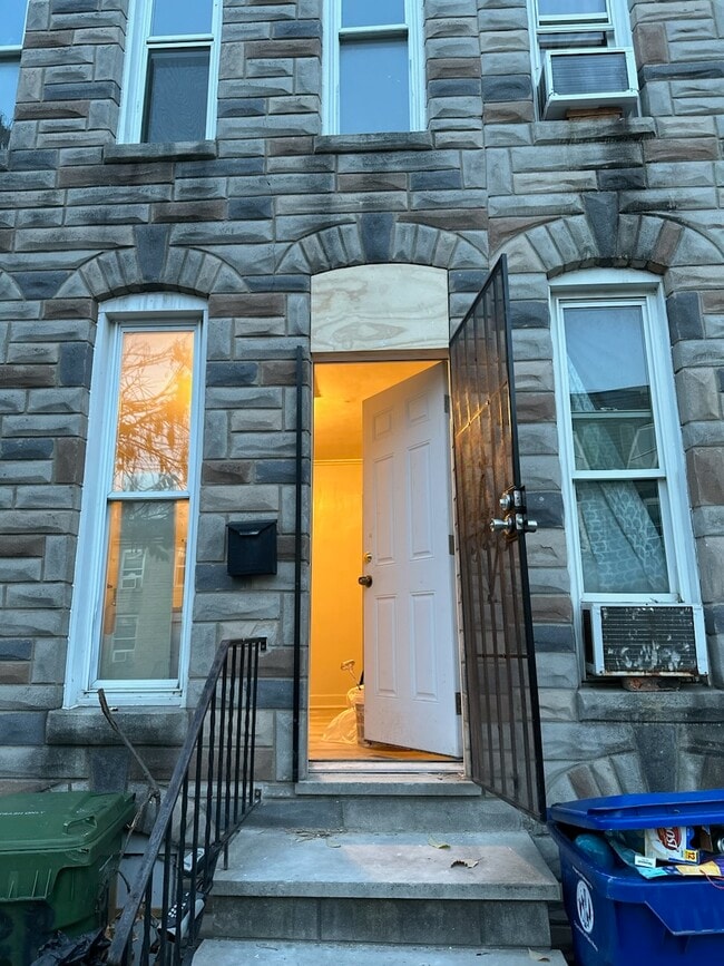 property at 328 S Mount St