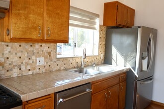4825 1/2 Sawtelle Blvd in Los Angeles, CA - Building Photo - Building Photo