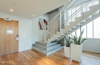 5455 E Lincoln Dr in Paradise Valley, AZ - Building Photo - Building Photo