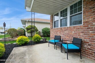 12 Paradise Blvd in Toms River, NJ - Building Photo - Building Photo