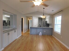 517 White River Dr in Myrtle Beach, SC - Building Photo - Building Photo