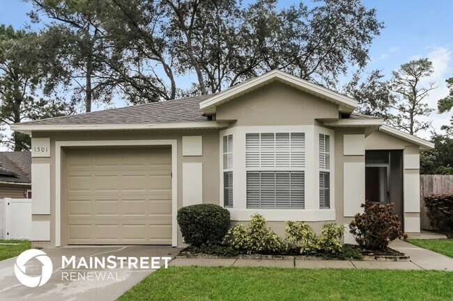 property at 1501 Prairie Lake Blvd