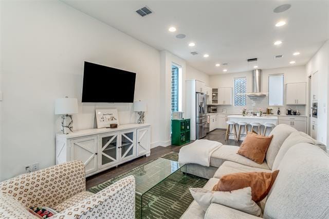 property at 1961 Dowgate Ct