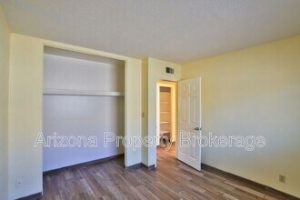 2408 W Morten Ave in Phoenix, AZ - Building Photo - Building Photo