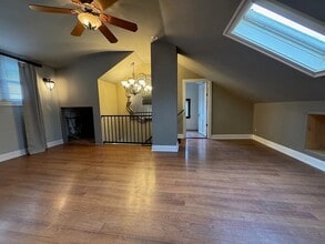 800 E Belmont Ave in Bensenville, IL - Foto de edificio - Building Photo