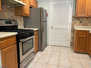 404 Chatfield Dr in Pequannock Township, NJ - Building Photo - Building Photo
