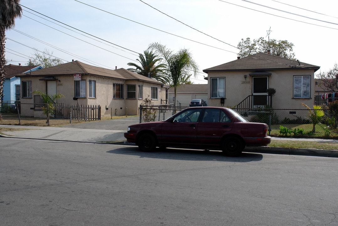 10828-10830 Acacia Ave in Inglewood, CA - Foto de edificio