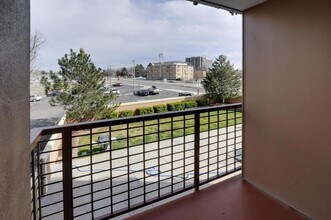 2225 Buchtel Blvd, Unit 211 in Denver, CO - Building Photo - Building Photo
