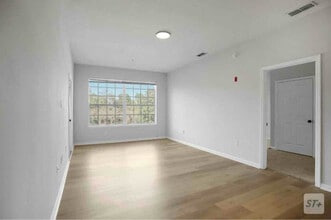 10550 Baymeadows Rd in Jacksonville, FL - Building Photo - Building Photo