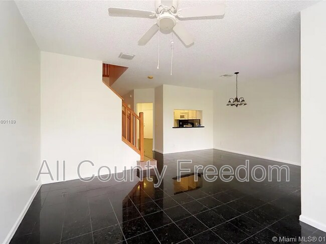 8331 Vía Serena in Boca Raton, FL - Building Photo - Building Photo